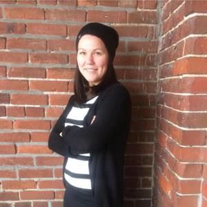 Meet your Posher, Julia